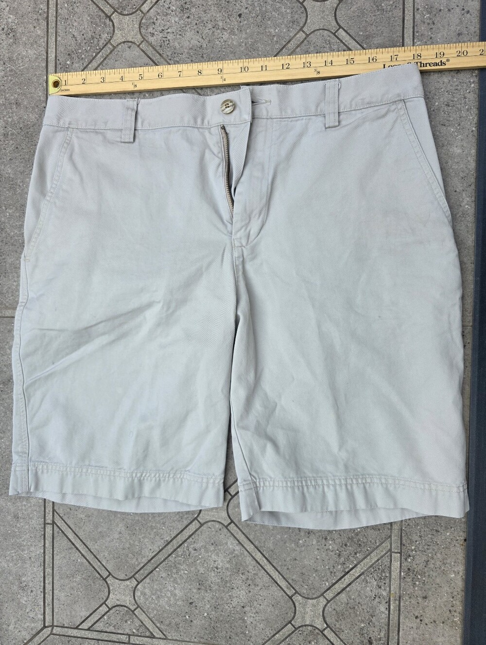 Lacoste Men's Flat Front Chino Shorts Light Beige Khaki Taille 44 / US 34